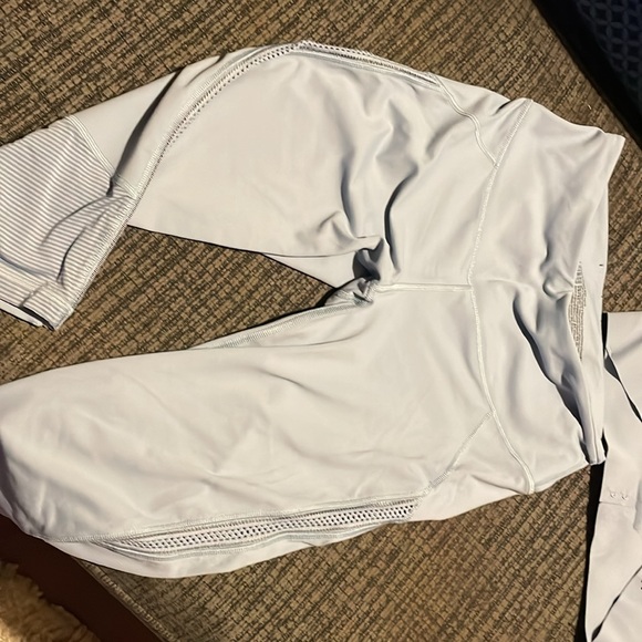 Victoria’s Secret Sport blue outfit 34DD angel max bra and Small knockout crops - Picture 4 of 7